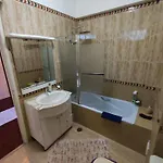 Almada, T2 W Balcony, Feijo, Lisbon Διαμέρισμα