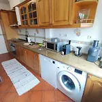 Almada, T2 W Balcony, Feijo, Lisbon Διαμέρισμα *