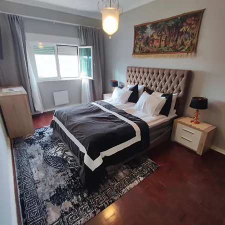 Almada, T2 W Balcony, Feijo, Lisbon Αλμάδα