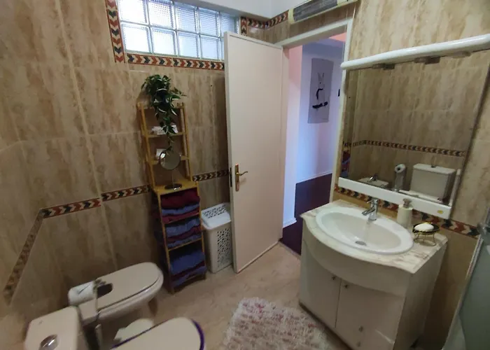 Lejlighed Almada, T2 W Balcony, Feijo, Lisbon *